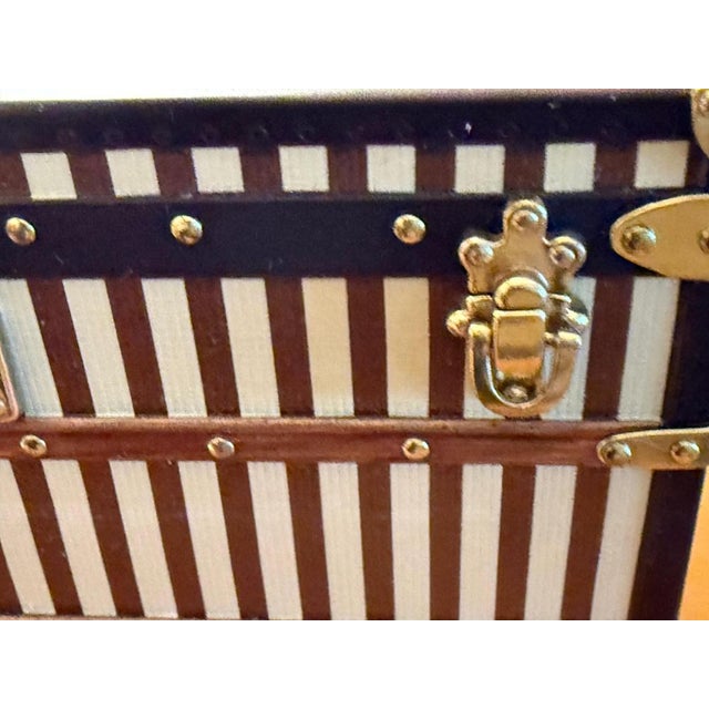 Brown Vintage Paperweight from Louis Vuitton, 2013 For Sale - Image 8 of 18