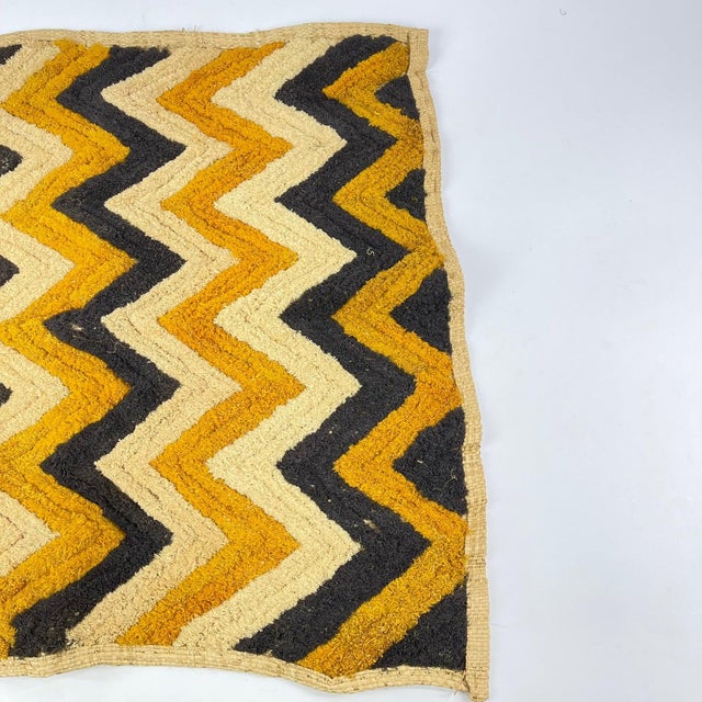 Early 20th Century Kuba Shoowa Square 24x20 Inch For Sale - Image 4 of 7