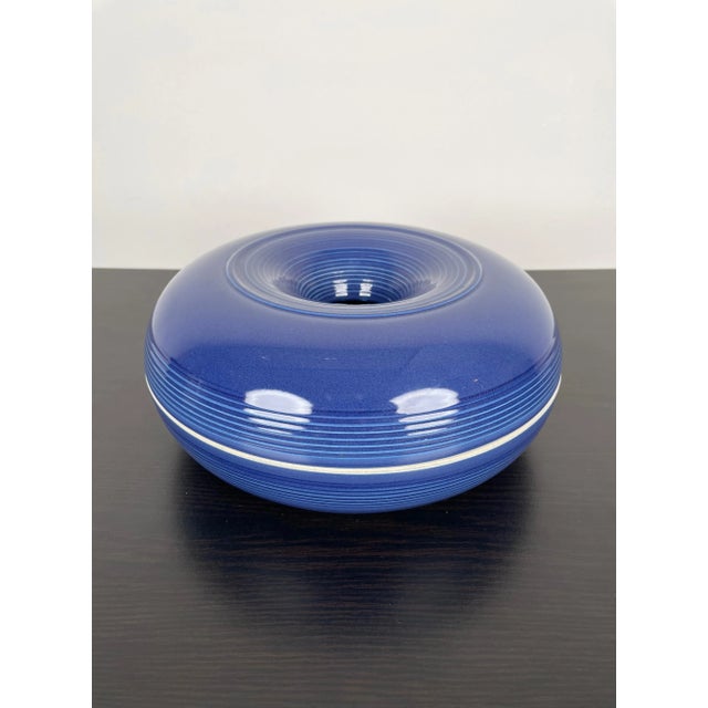 Blue violet ceramic ashtray made in Italy in the 1970s by the Italian designer Franco Bucci for Laboratorio Pesaro. The...