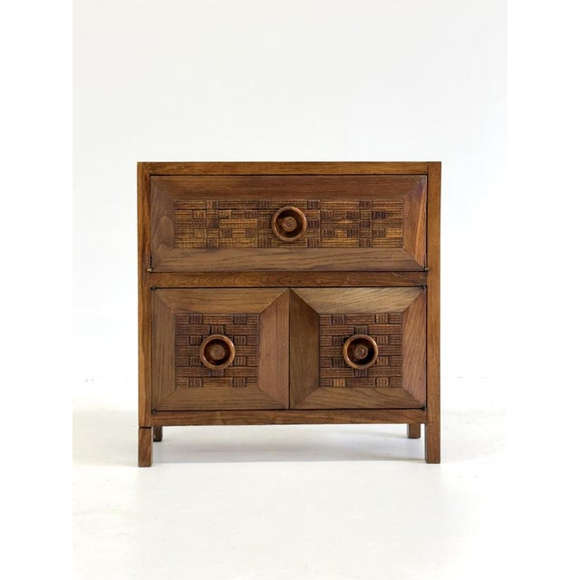 This special cabinet from the 1940s was designed by the Florentine designer Guglielmo Pecorini and is a beautiful example...