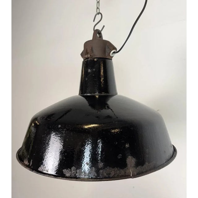 1950s Industrial Black Enamel Factory Lamp with Cast Iron Top from Elektrosvit, 1950s For Sale - Image 5 of 18
