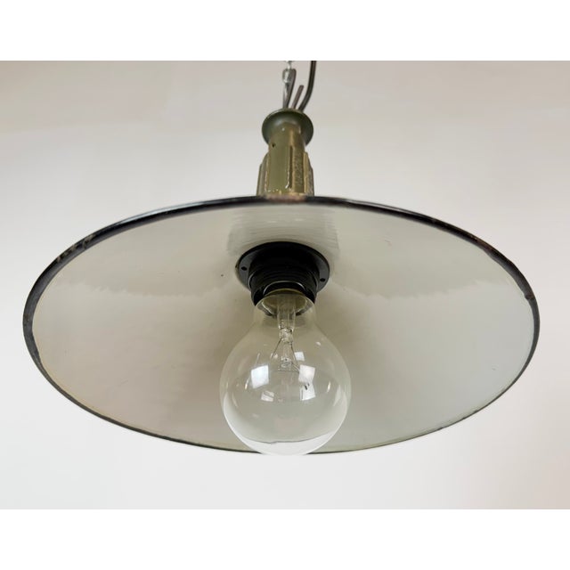 Industrial Green Enamel Military Pendant Lamp with Cast Aluminium Top, 1960s For Sale - Image 6 of 18