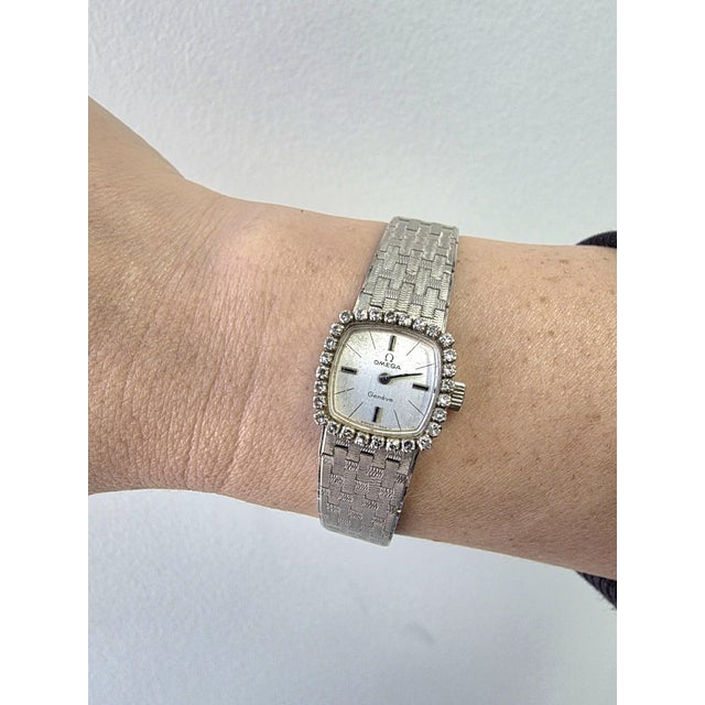 Vintage Omega Geneve 18k Gold Diamonds Cocktail Ladies' Wristwatch For Sale In Los Angeles - Image 6 of 7