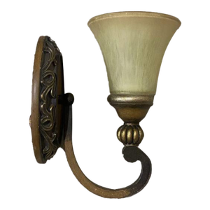 Vintage Hampton Bay Traditional Style One Light Wall Sconce