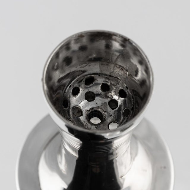 1930s Vintage Silver Plated Bell-Form Cocktail Shaker from Hukin & Heath, 1930 For Sale - Image 5 of 14