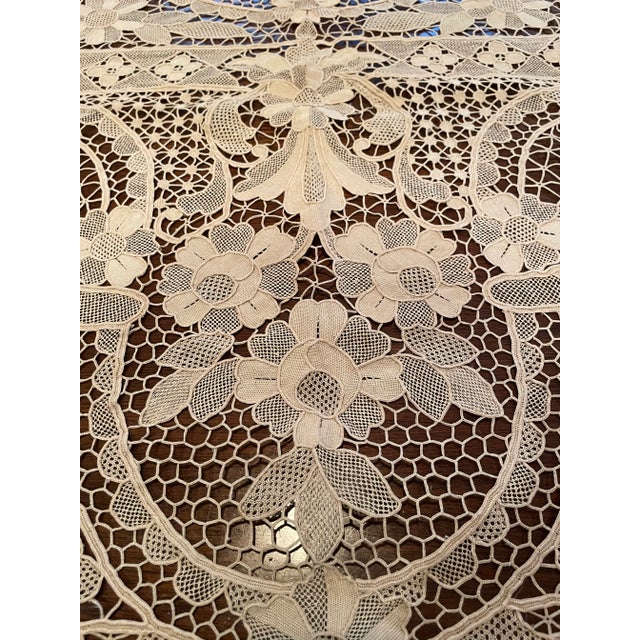 French Vintage French Lace Point De Venise Tablecloth For Sale - Image 3 of 13