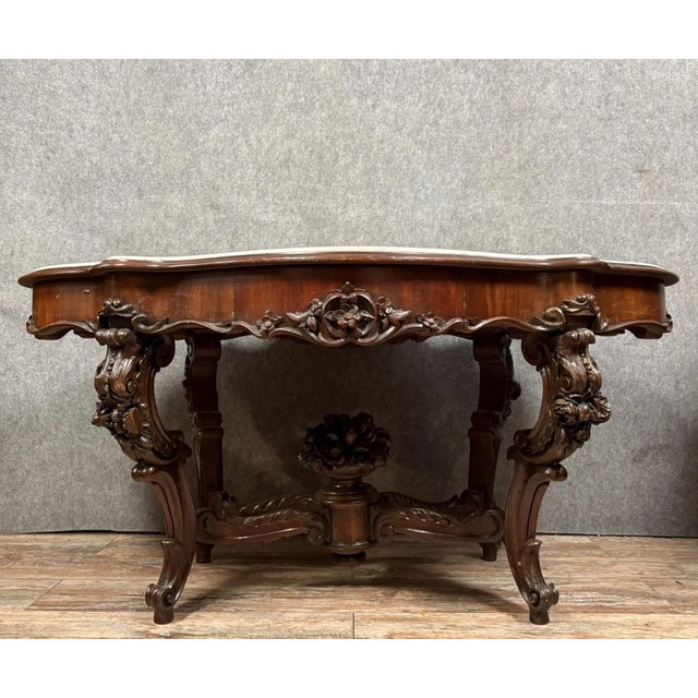 Wood Napoleon III Violin-Shaped Pedestal Table in Mahogany and White Carrara Marble, 1850s For Sale - Image 7 of 8