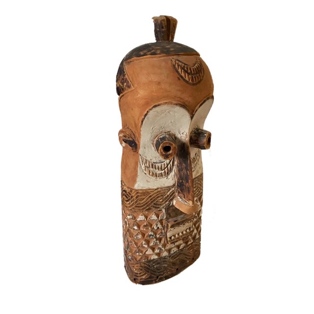 Primitive Old Congolese DRC Bembe Casque Mask Fizi Congo 20" H For Sale In New York - Image 6 of 9
