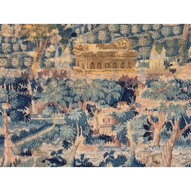 Textile 17th Century Flemish Hunting Scene Tapestry, in Excellent Condition For Sale - Image 7 of 8