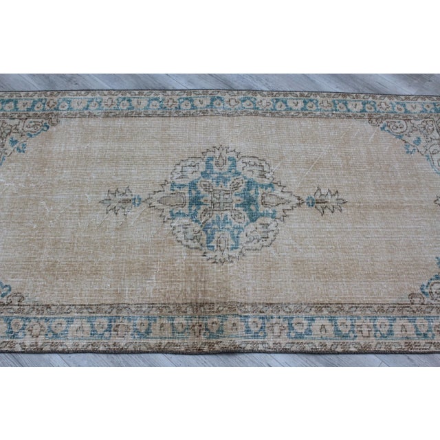 1960s Vintage Turkish Area Rug - 40"x73.5" For Sale - Image 5 of 13