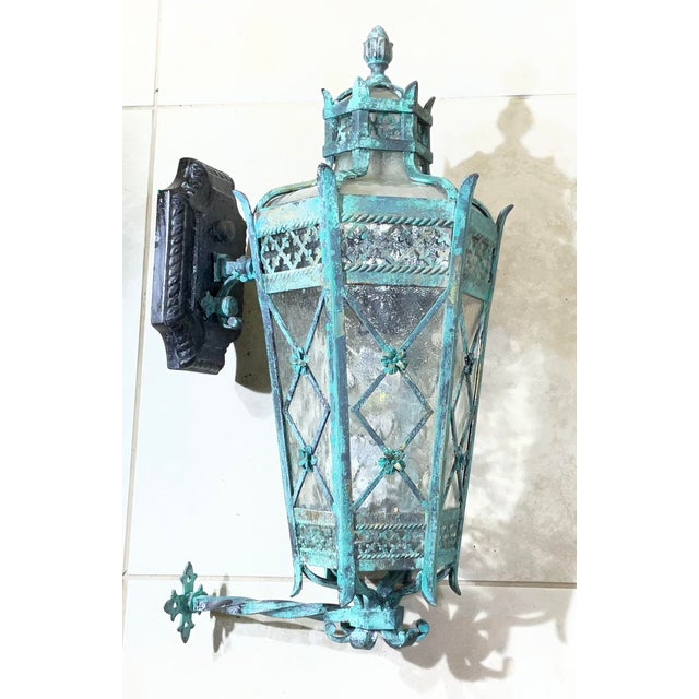 Magnificent Single Vintage Bronze & Brass Hexagonal Wall Lantern Sconce For Sale In Miami - Image 6 of 17