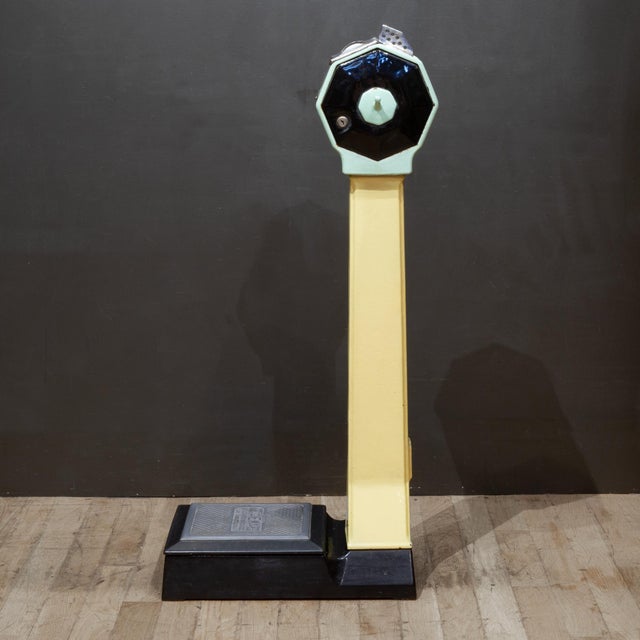 Art Deco Ideal Weighing Machine Scale c.1929 For Sale - Image 9 of 10
