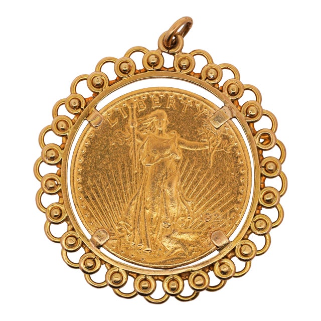 1924 Lady Liberty Usa 20 Dollar Coin Bezel in 14k Yellow Gold Pendant For Sale