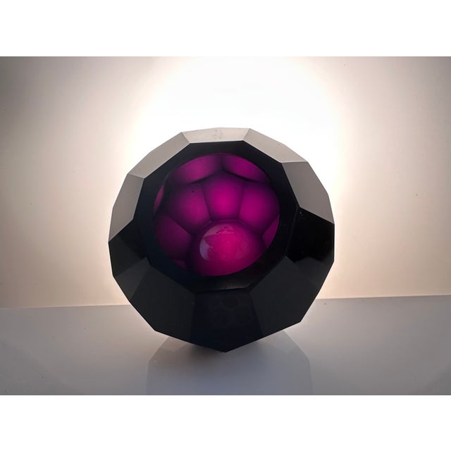 Art Nouveau Faceted Hand-Cut Crystal Glass Vase attributed to Josef Hoffman for Ludwig Moser & Söhne, Karlsbad, 1920s For Sale - Image 6 of 12