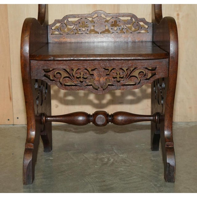 Gold Set of Antique Victorian English Hand Carved Hall Chairs with Rotating Handles, 1880 For Sale - Image 8 of 18