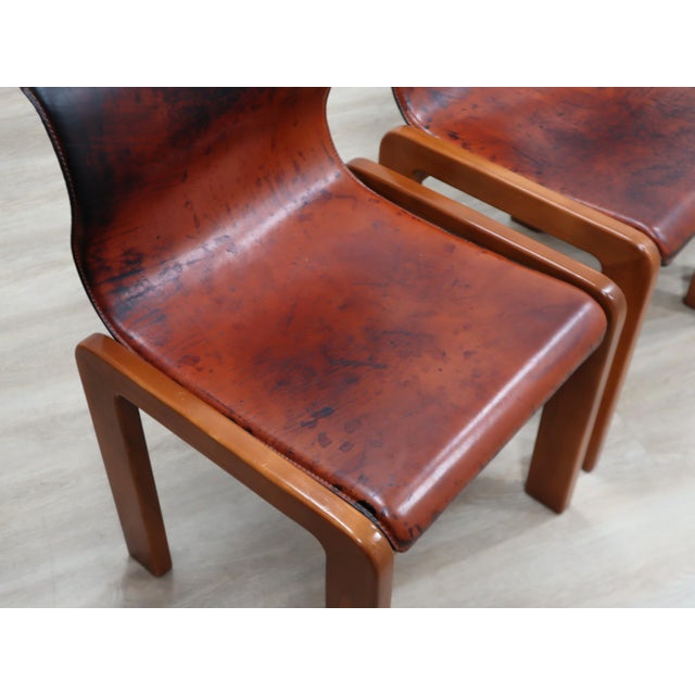Curved Wood & Leather Chairs from Afra & Tobia Scarpa, 1970s, Set of 4 For Sale - Image 14 of 18