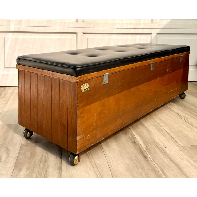 Wood 1960s Lane Mid-Century Oak Cedar Chest Storage Bench With Black Upholstery For Sale - Image 7 of 18