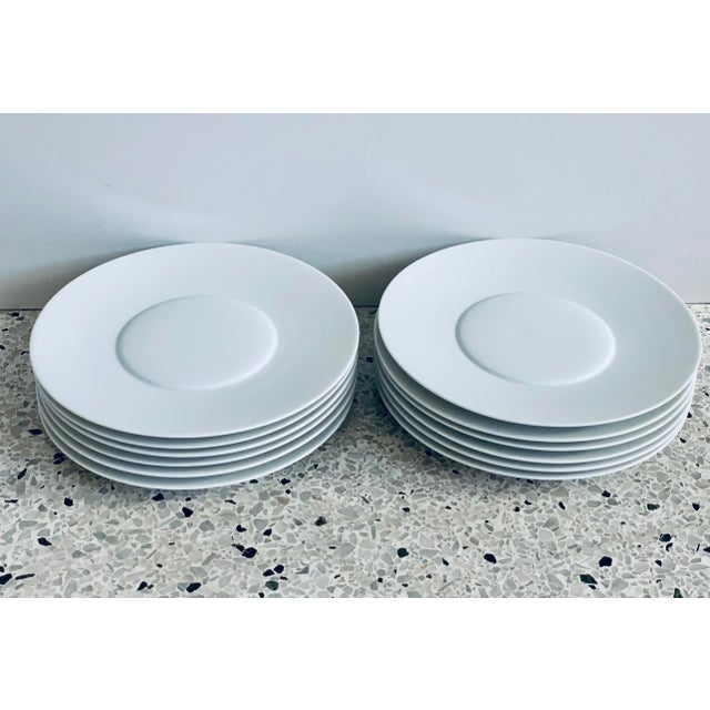 White 1990s Mikaela Dorfel Mono Germany Gemiini Porcelain Salad/Luncheon Plates - Set of 6 For Sale - Image 8 of 8