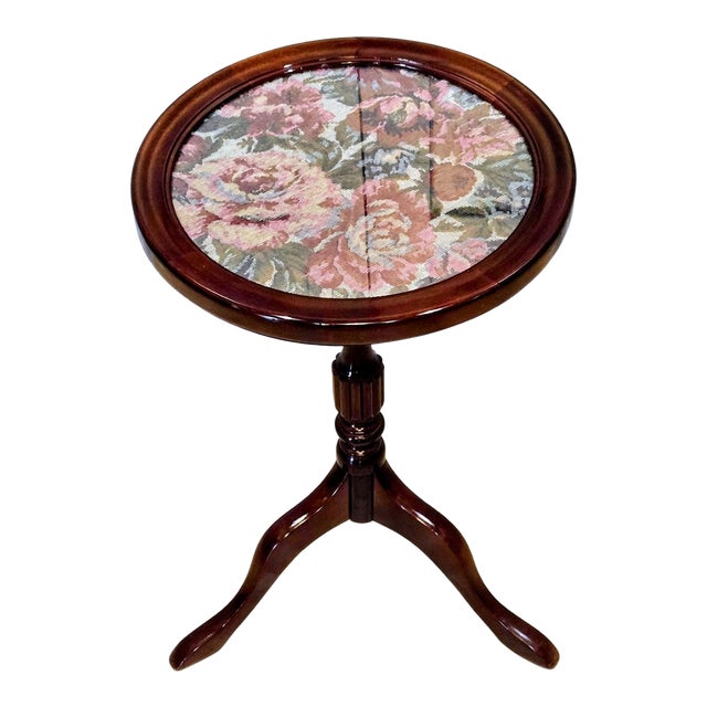 1990s Bombay Company Floral Needlepoint Round Pedestal Accent Table For Sale
