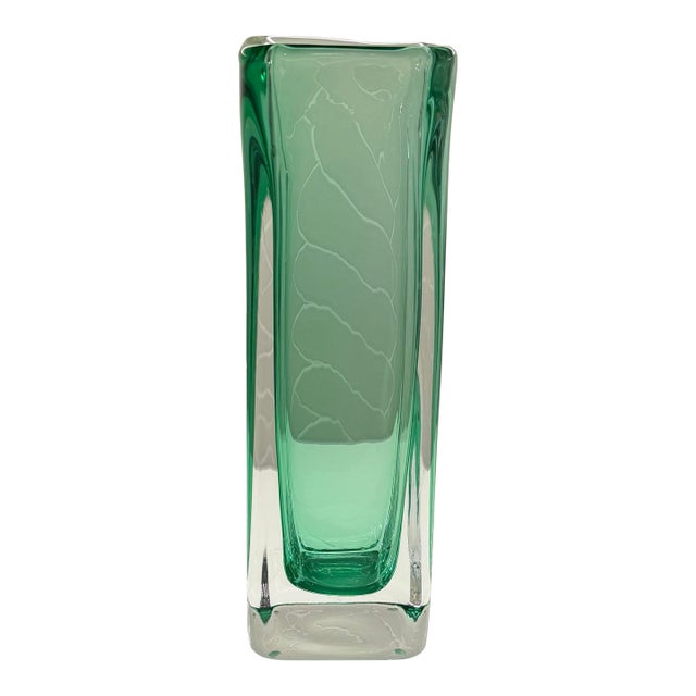 Global Views Polish Art Glass Wide Tower Vase – Emerald Green For Sale