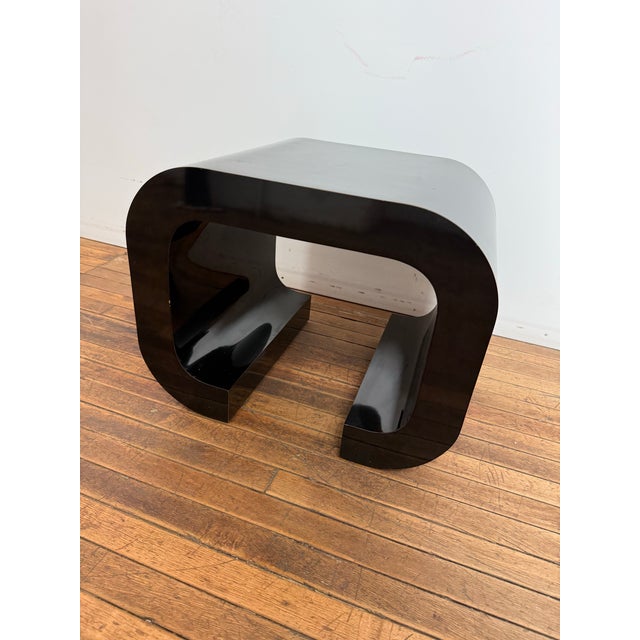 1980 Black Laminate Waterfall End Table For Sale In New York - Image 6 of 6