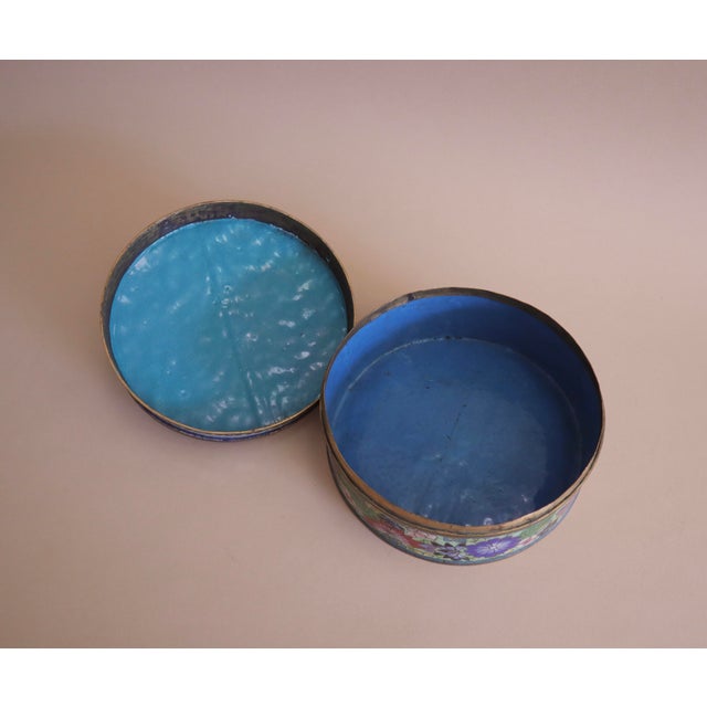 Antique Cloisonné Round Lidded Box With Foo Dog Finial For Sale In San Francisco - Image 6 of 6