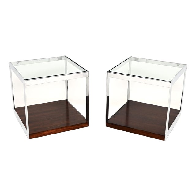Vintage Glass and Chrome Side Tables attributed to Merrow Associates, 1970, Set of 2 For Sale
