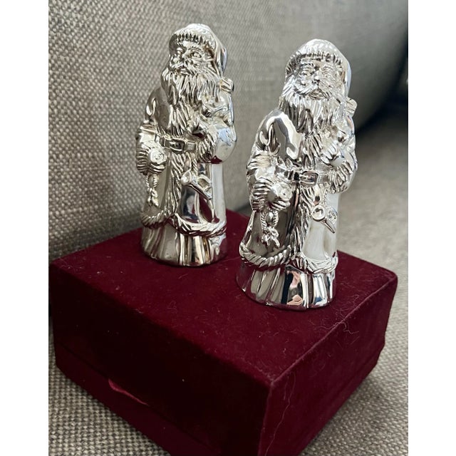 Metal Vintage Godinger Silver Plated Christmas Santa Claus Salt and Pepper Shaker Set For Sale - Image 7 of 9