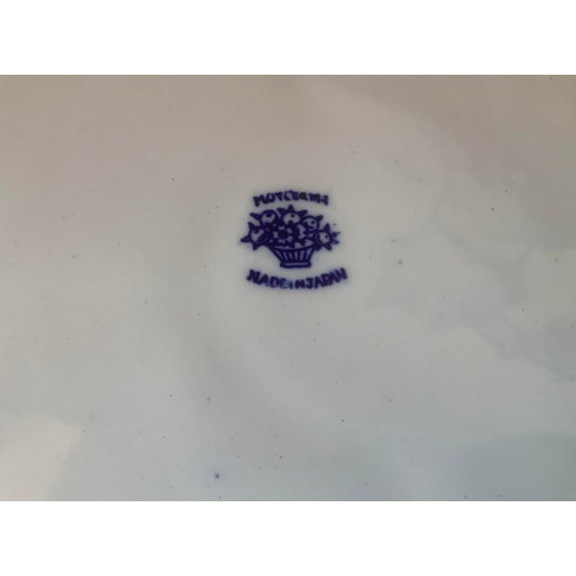 Japanese 1970s Blue Willow 3 Curved Sectioned Plates Set of 4 For Sale - Image 3 of 3