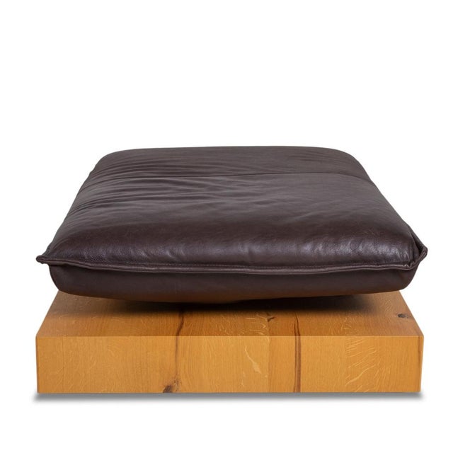 Free Motion Edit 3 Leather Pouf from Koinor For Sale - Image 10 of 12