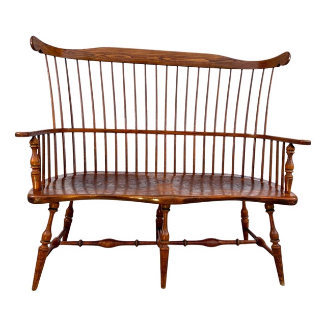 Early American Style Windsor Bench Settee For Sale