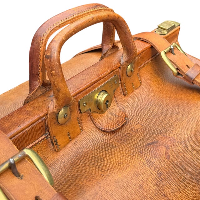 Vintage English Tanner Krolle & Co. Ltd. For Harrods Leather Gladstone Bag For Sale - Image 12 of 18