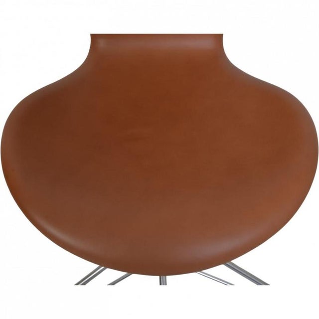 1980s Model 3117 Office Chair in Cognac Leather by Arne Jacobsen, 1980s For Sale - Image 5 of 13