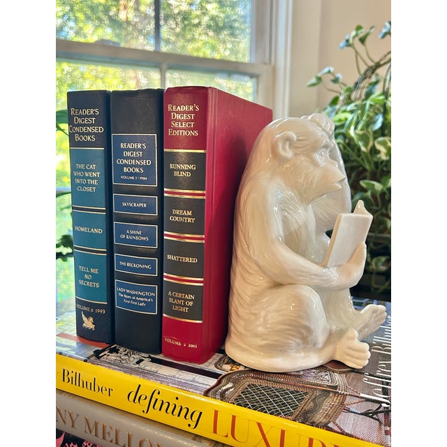 1977 Fitz and Floyd “Monkey Business” Blanc De Chine Bookend or Figurine For Sale In New Orleans - Image 6 of 11