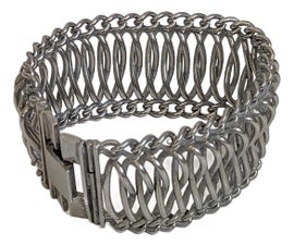 Example of Woven and Braided Bracelets