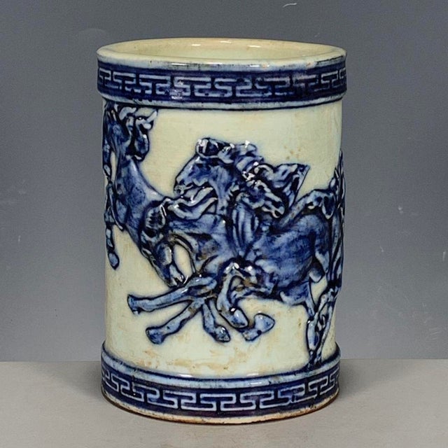 1990s 1990s Blue & White Porcelain Brush Pot With Bird & Flower Motif, 4.7" For Sale - Image 5 of 9