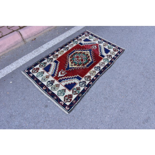 1980s Turkish Vintage Traditional Hand Knotted Nomadic Small Rug 3x4 ft. Size: 2.6 x 4.1 ft ( 77 x 126 cm) 30 x 49 inches...