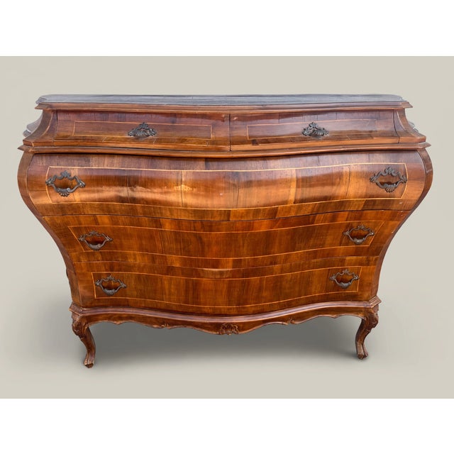 Wood 20th Century Chest of Drawers in Walnut, 1900s For Sale - Image 7 of 8