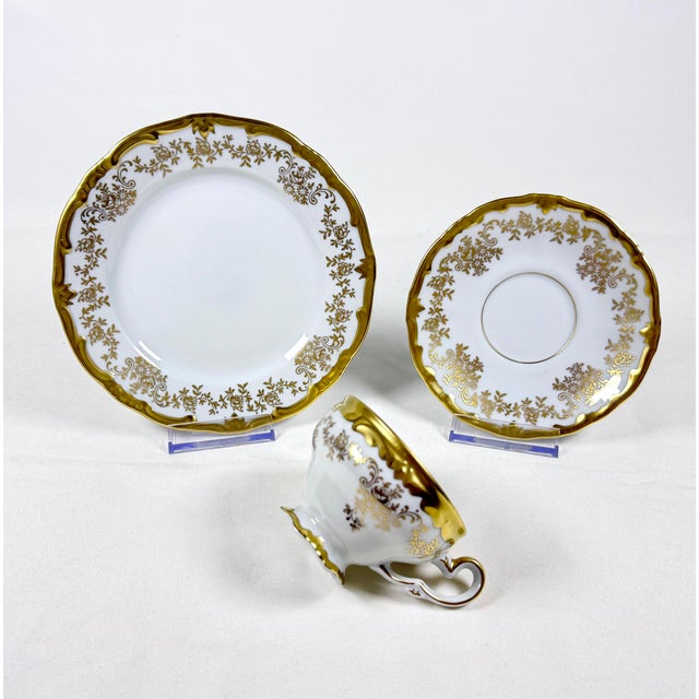 Vintage Weimar Porzellan Katharina Gold-Gilt Tea Set for 6, 20 Pieces For Sale - Image 4 of 9