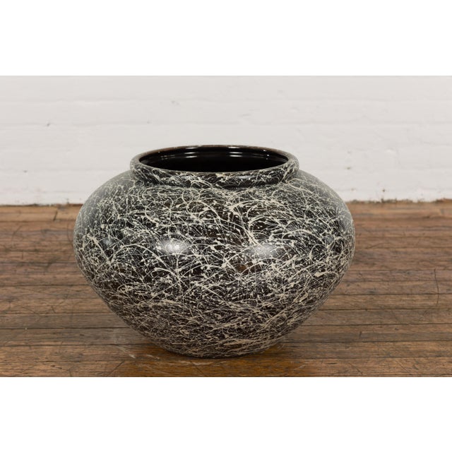 Late 20th Century Prem Collection Artisan Made Black and White Planter with Dripping Décor For Sale - Image 5 of 12