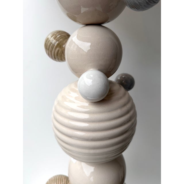 Cream Contemporary Ceramic Atomo Floor Lamp by Antonio Cagianelli, Italy For Sale - Image 8 of 13