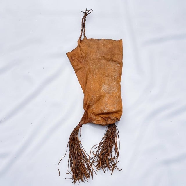 Early 20th Century Dinka Leather Camel Headdress MATTER COLLECTION For Sale In Denver - Image 6 of 7