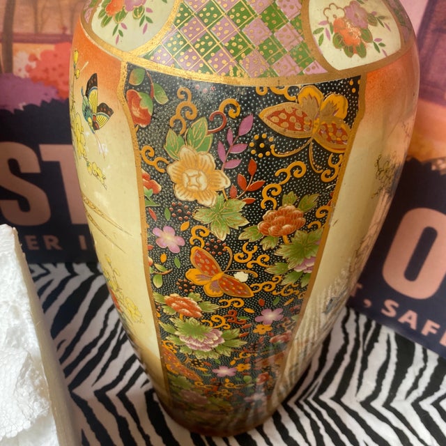 1970s Large Satsuma Style Vase For Sale In Atlanta - Image 6 of 8