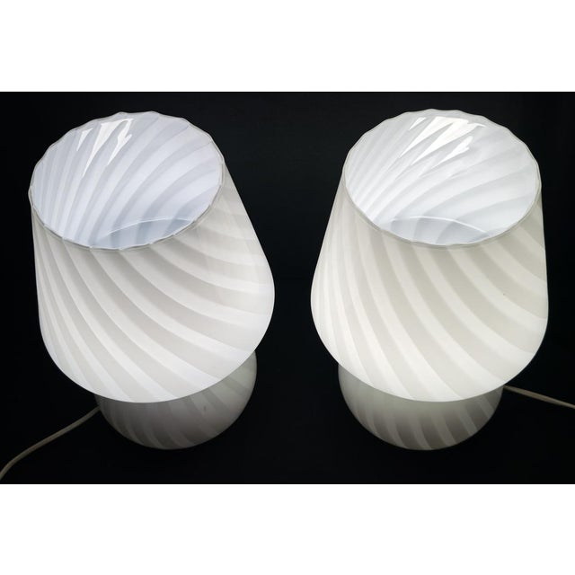 White Mushroom Table Lamps in Murano Glass, 1960s, Set of 2 For Sale - Image 8 of 18