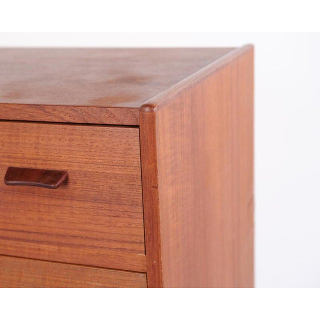 Teak and Oak Chest of Drawers by Poul M. Volther for Munch Møbler, 1960 For Sale - Image 6 of 12