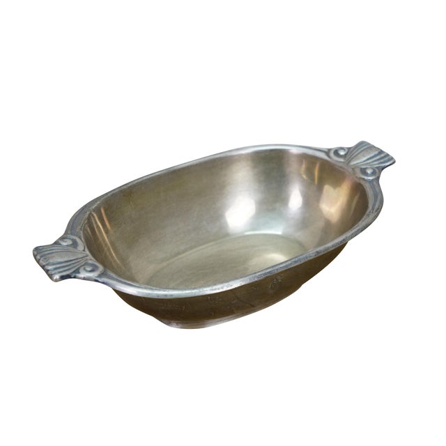 Very large antique Reed & Barton sterling silver .925 fruit centerpiece serving bowl featuring oval form with Art Deco...