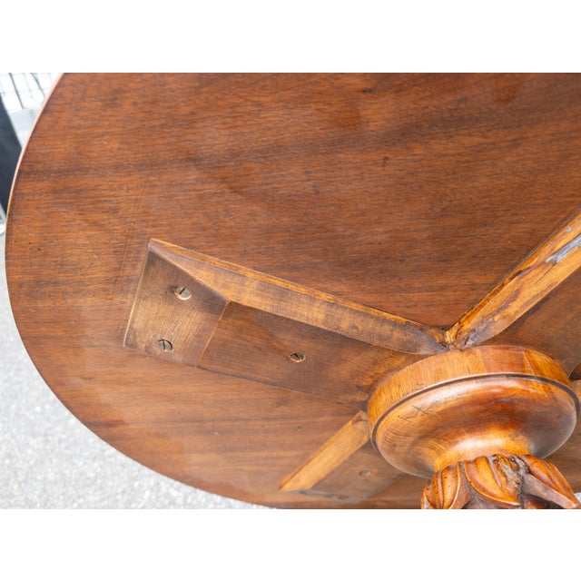 Early 20th Century Italian Walnut Round Occasional Table in Renaissance Revival Style For Sale - Image 18 of 18