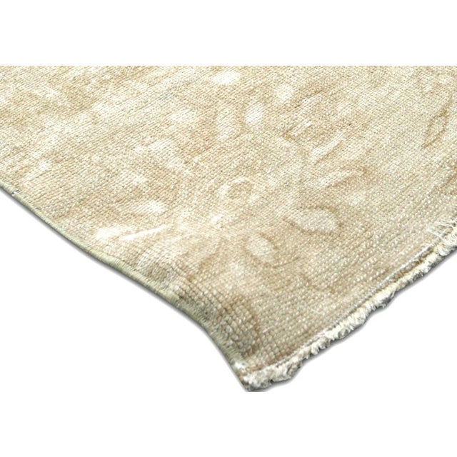 Traditional 1980s Egyptian Sultanabad Rug - 9' X 12'5" For Sale - Image 3 of 6