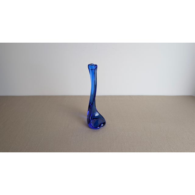 1980s Cobalt Blue Crystal "Bone" Series Candlestick by Elsa Peretti for Tiffany For Sale - Image 5 of 10