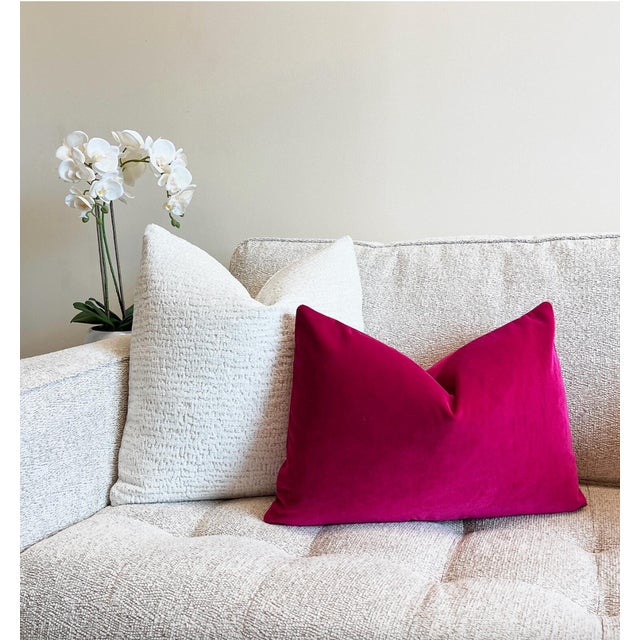 Modern White Vanilla Chenille 20x20 Throw Pillow With Feather Down Insert For Sale - Image 3 of 6